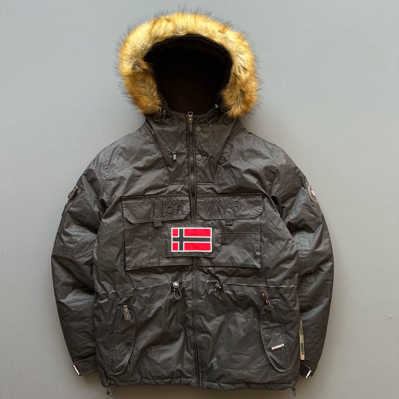 کاپشن مردانه Geographical Norway مدل BENCH (3) کاپشن مردانه Geographical Norway مدل BENCH